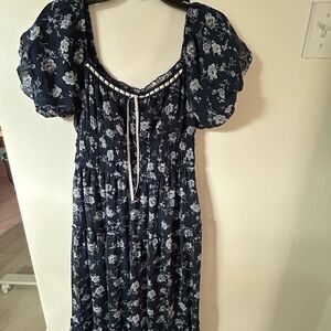 Trixxi Navy Floral Puff Sleeve Midi Dress